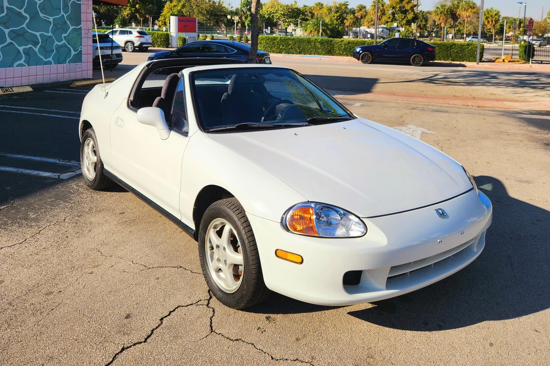 1996 Honda Del Sol - Image 13 of 31