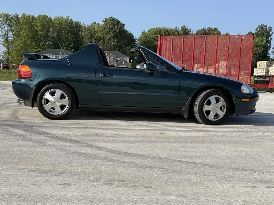 1996 Honda Del Sol - Image 8 of 31