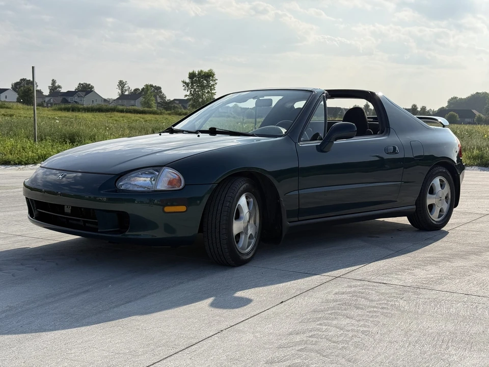 1996 Honda Del Sol - Image 3 of 31