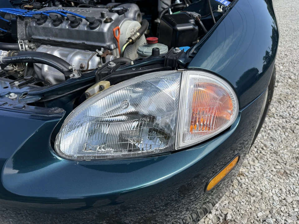 1996 Honda Del Sol - Image 25 of 31