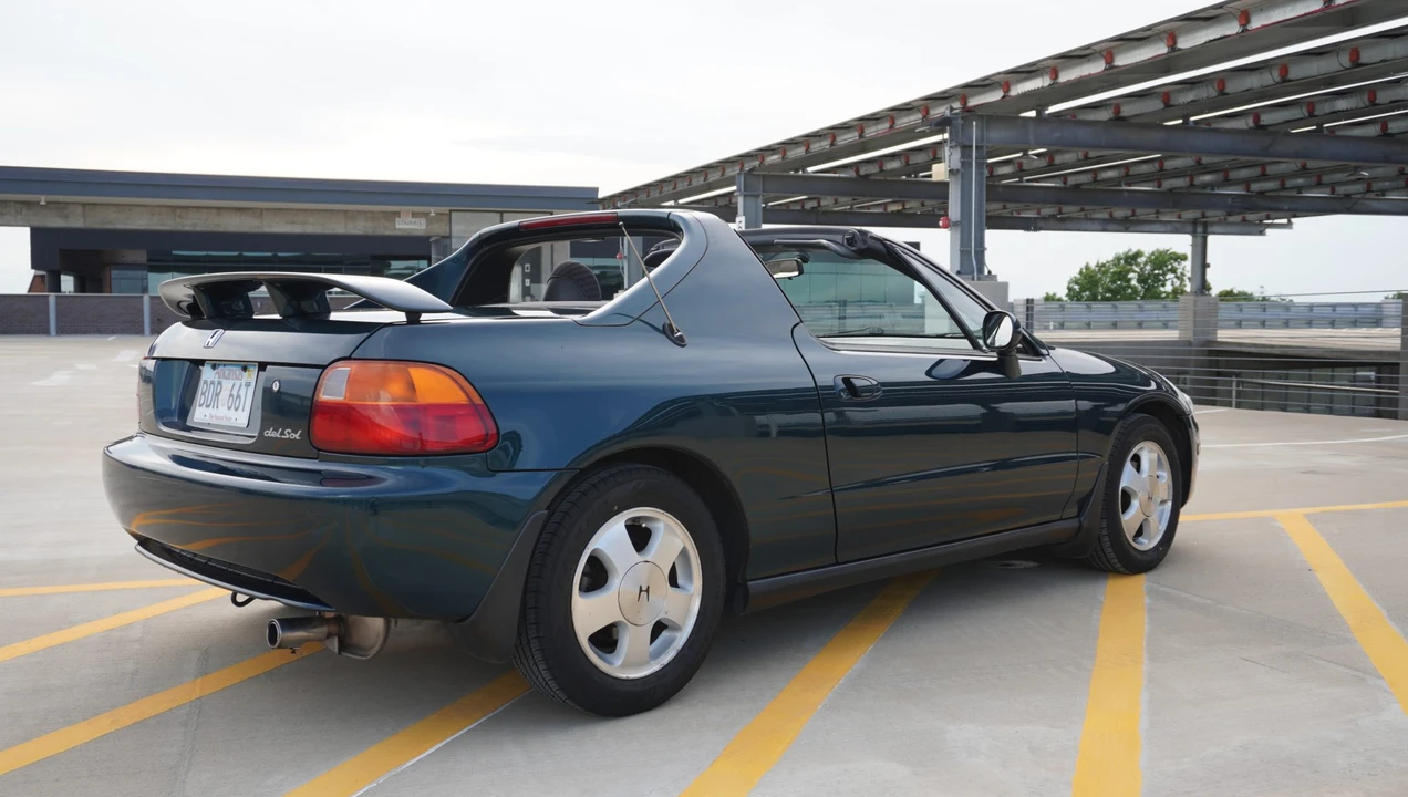 1996 Honda Del Sol - Image 23 of 31