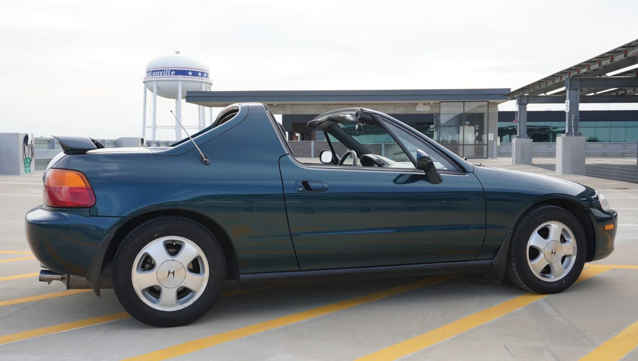 1996 Honda Del Sol - Image 24 of 31