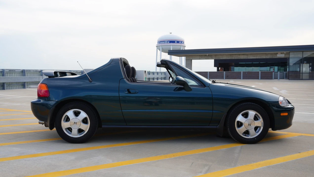 1996 Honda Del Sol - Image 25 of 31
