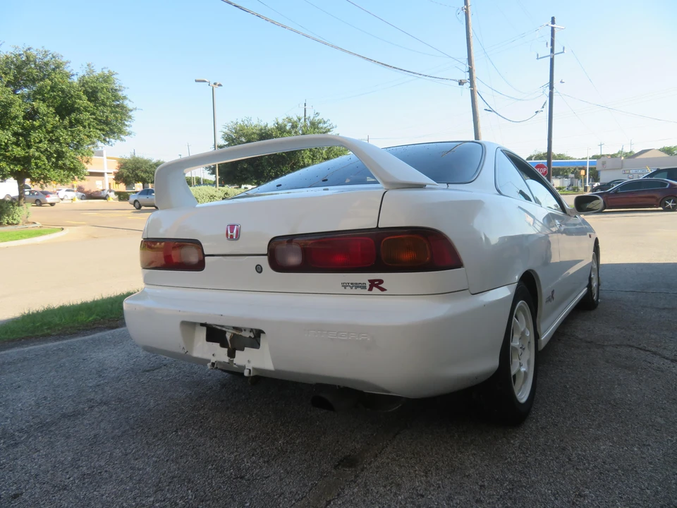 1996 Acura Integra Type R 3rd Gen - Image 19 of 31