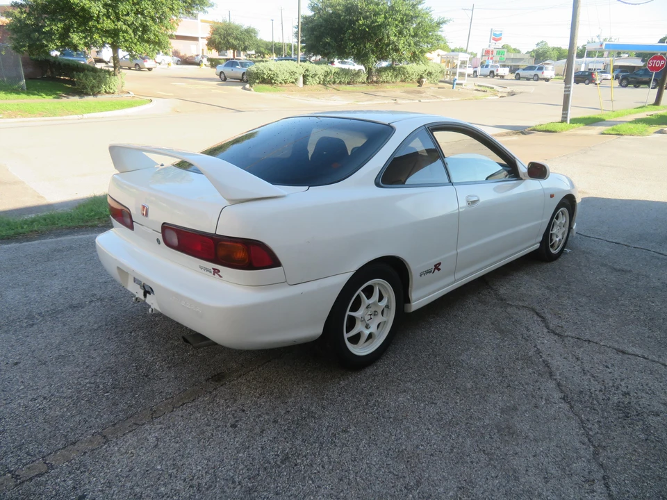 1996 Acura Integra Type R 3rd Gen - Image 21 of 31