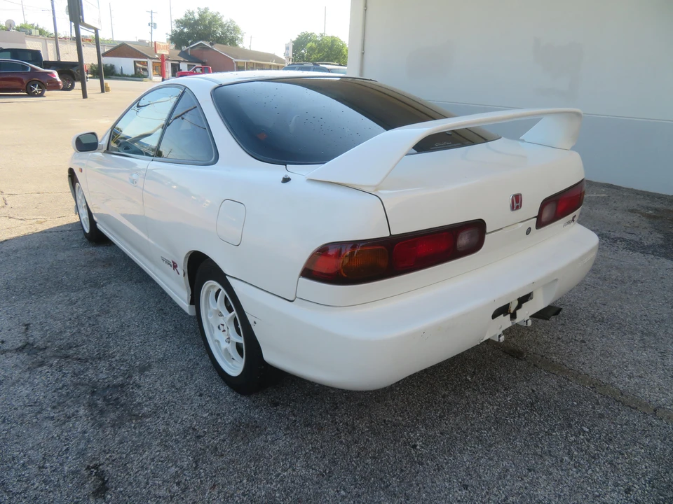 1996 Acura Integra Type R 3rd Gen - Image 16 of 31