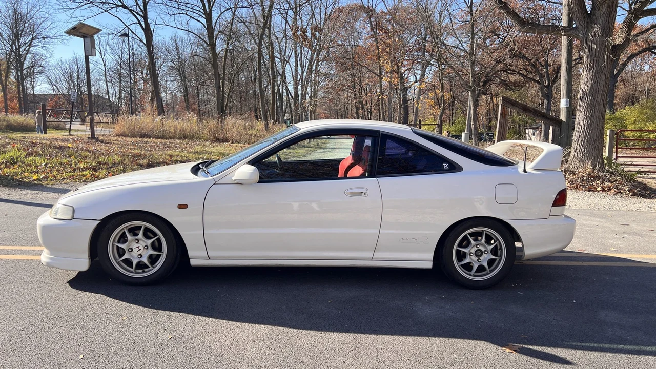 1996 Acura Integra Type R 3rd Gen - Image 14 of 31