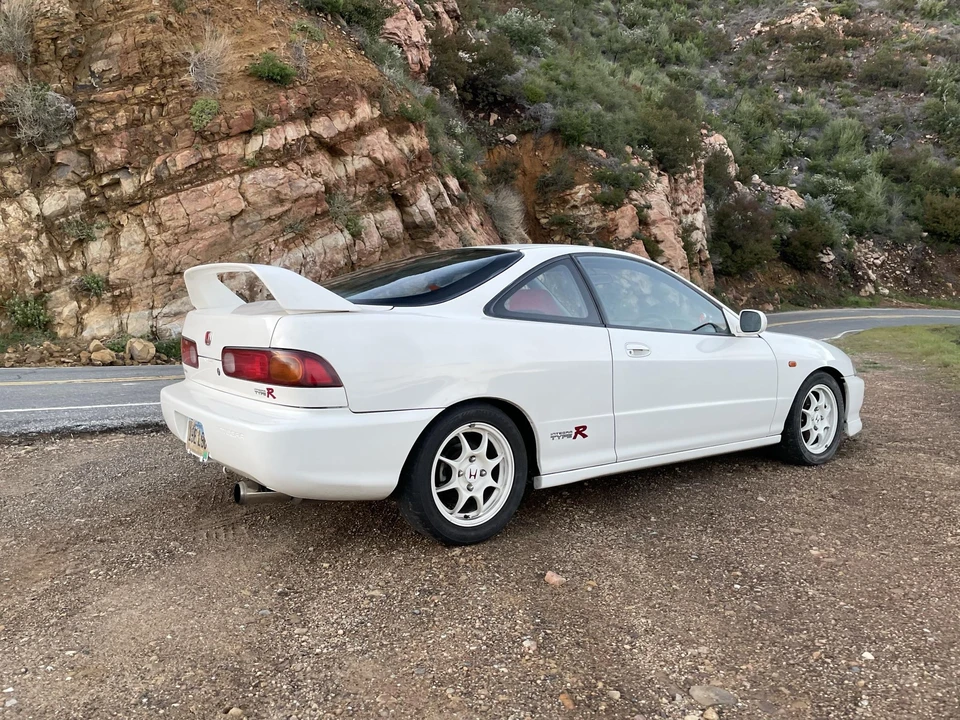 1996 Acura Integra Type R 3rd Gen - Image 11 of 31