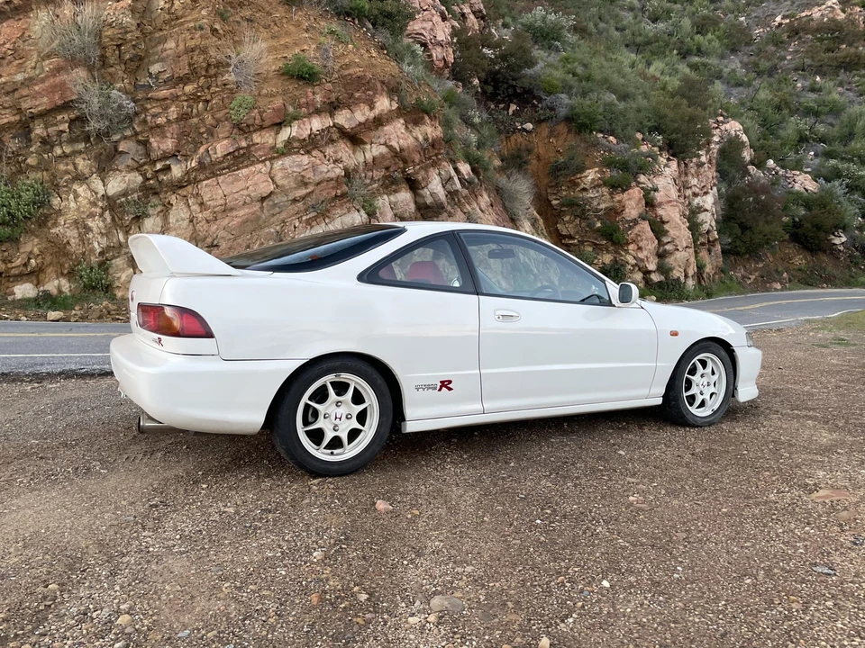 1996 Acura Integra Type R 3rd Gen - Image 10 of 31