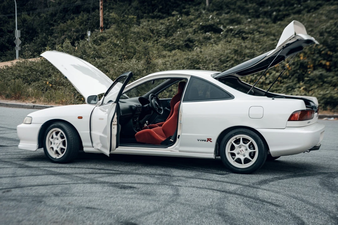 1996 Acura Integra Type R 3rd Gen - Image 13 of 31