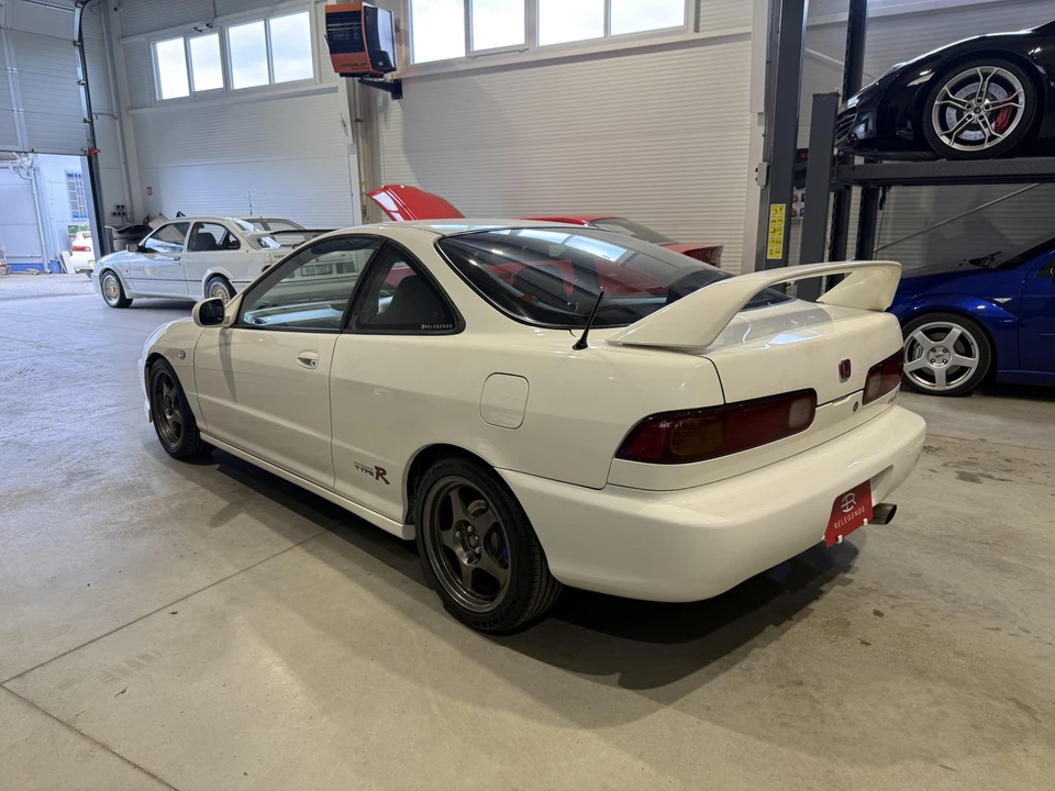 1996 Acura Integra Type R 3rd Gen - Image 7 of 31