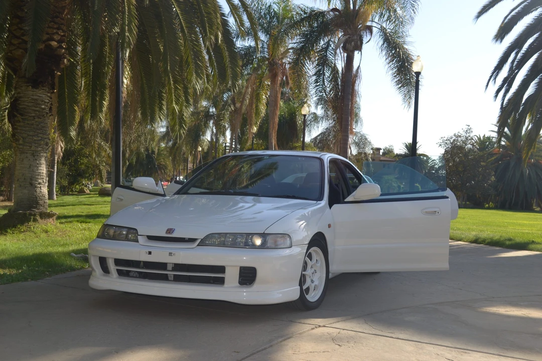 1996 Acura Integra Type R 3rd Gen - Image 2 of 31