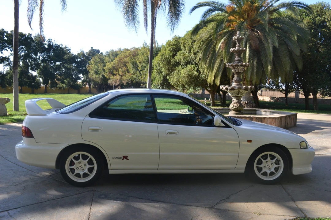 1996 Acura Integra Type R 3rd Gen - Image 24 of 31