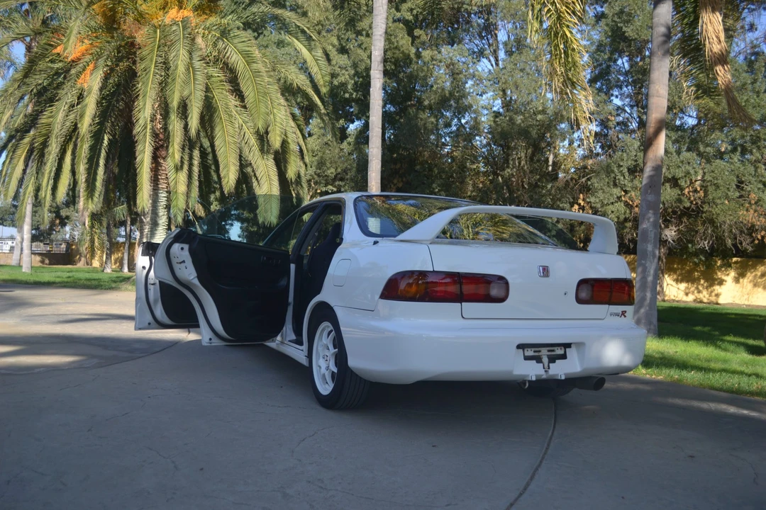 1996 Acura Integra Type R 3rd Gen - Image 15 of 31
