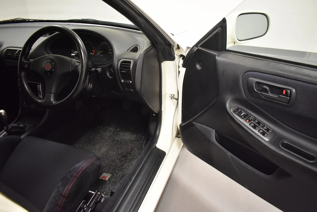 1996 Acura Integra Type R 3rd Gen - Image 19 of 31