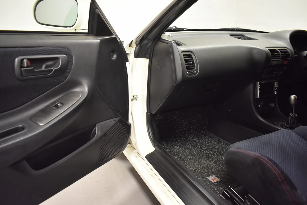 1996 Acura Integra Type R 3rd Gen - Image 12 of 31