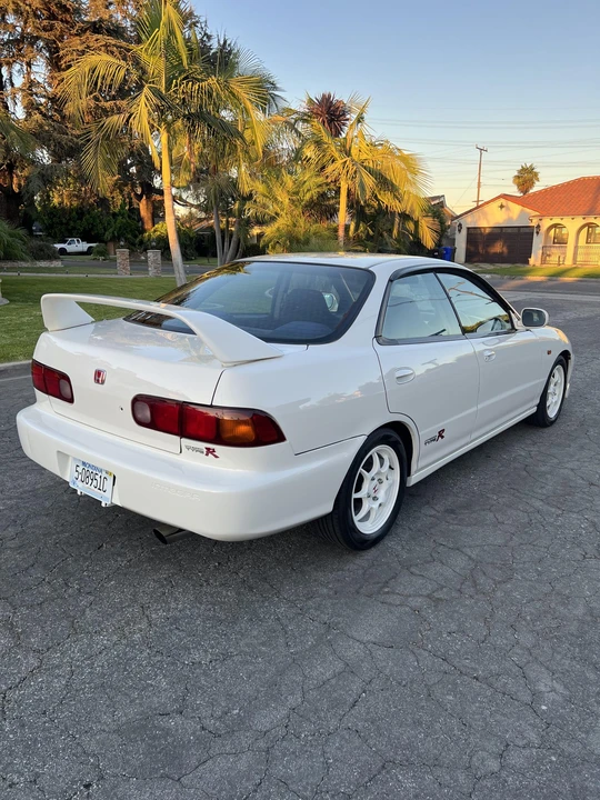 1996 Acura Integra Type R 3rd Gen - Image 8 of 31