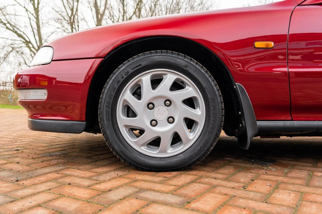 1996 Honda Prelude 4th Gen - Image 15 of 30