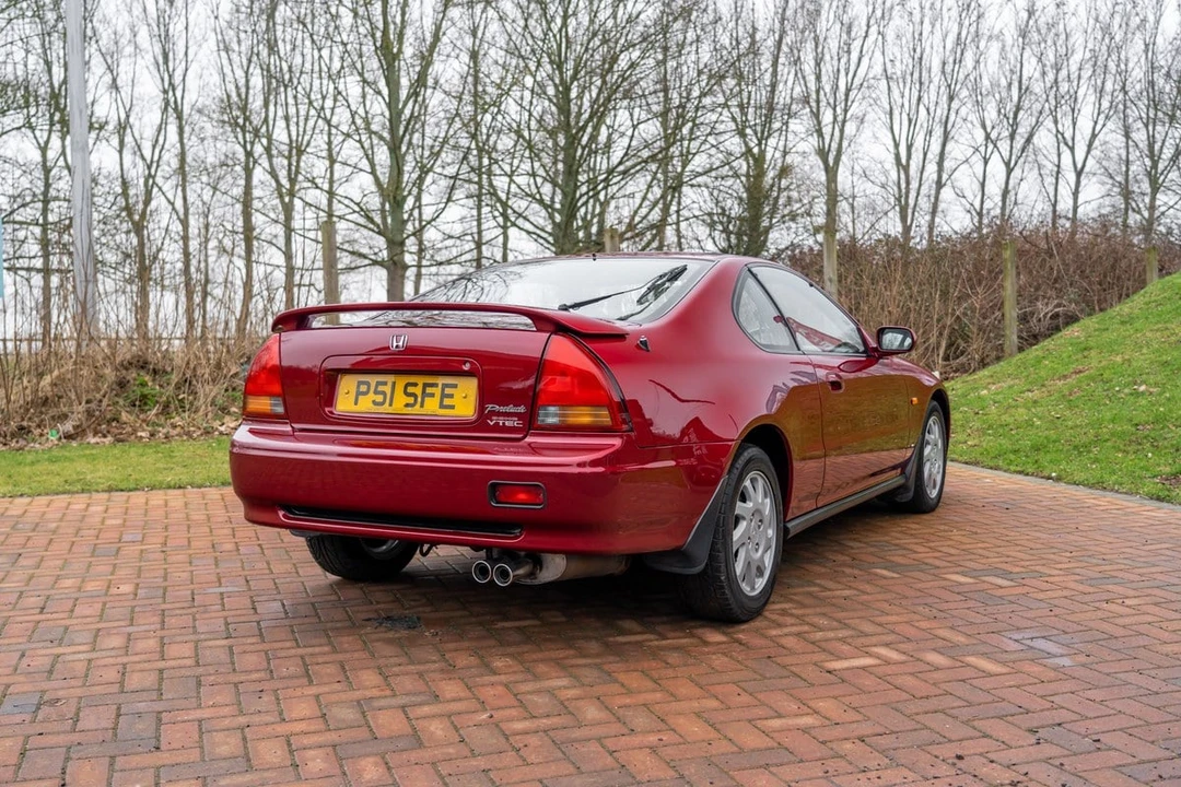 1996 Honda Prelude 4th Gen - Image 10 of 30