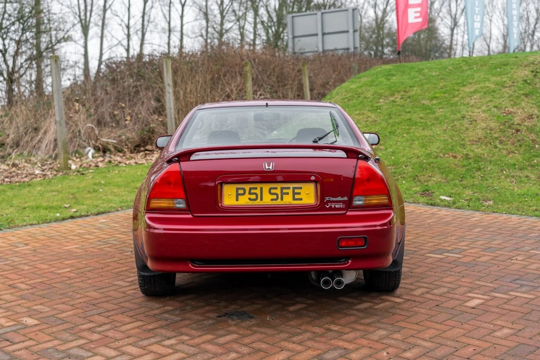 1996 Honda Prelude 4th Gen - Image 8 of 30