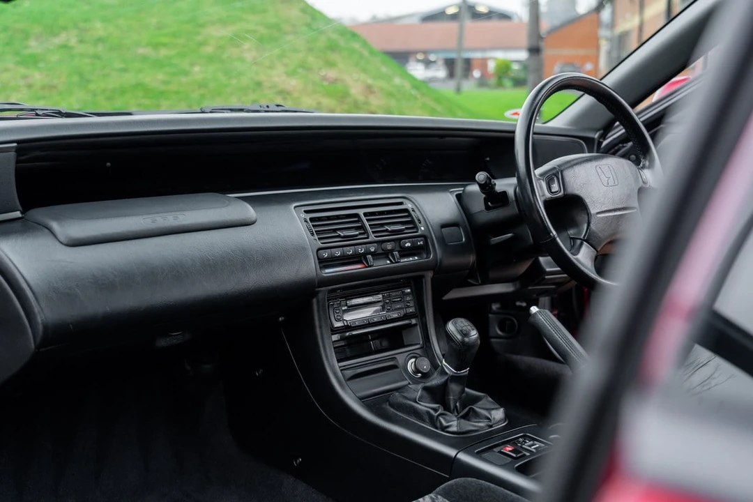1996 Honda Prelude 4th Gen - Image 24 of 30