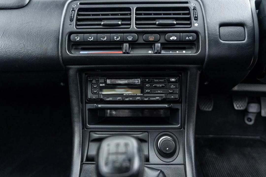 1996 Honda Prelude 4th Gen - Image 25 of 30