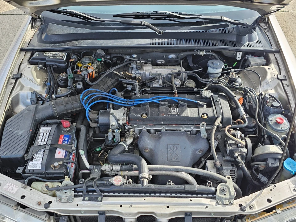 1996 Honda Prelude 4th Gen - Image 18 of 20
