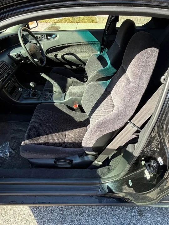 1996 Honda Prelude 4th Gen - Image 13 of 19
