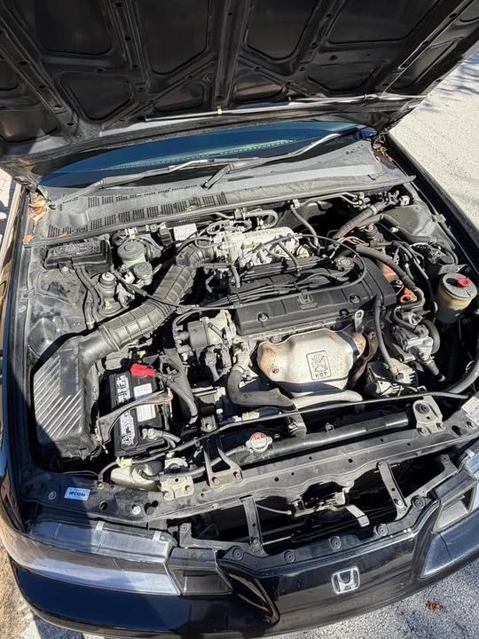 1996 Honda Prelude 4th Gen - Image 16 of 19