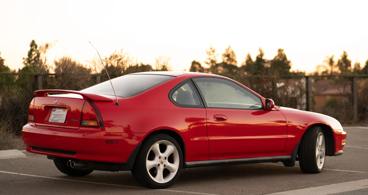 1996 Honda Prelude 4th Gen - Image 13 of 31