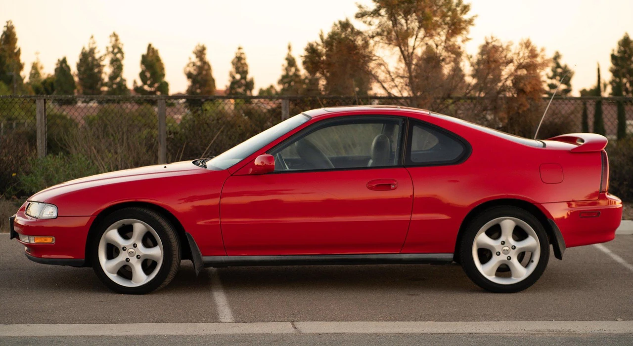 1996 Honda Prelude 4th Gen - Image 3 of 31