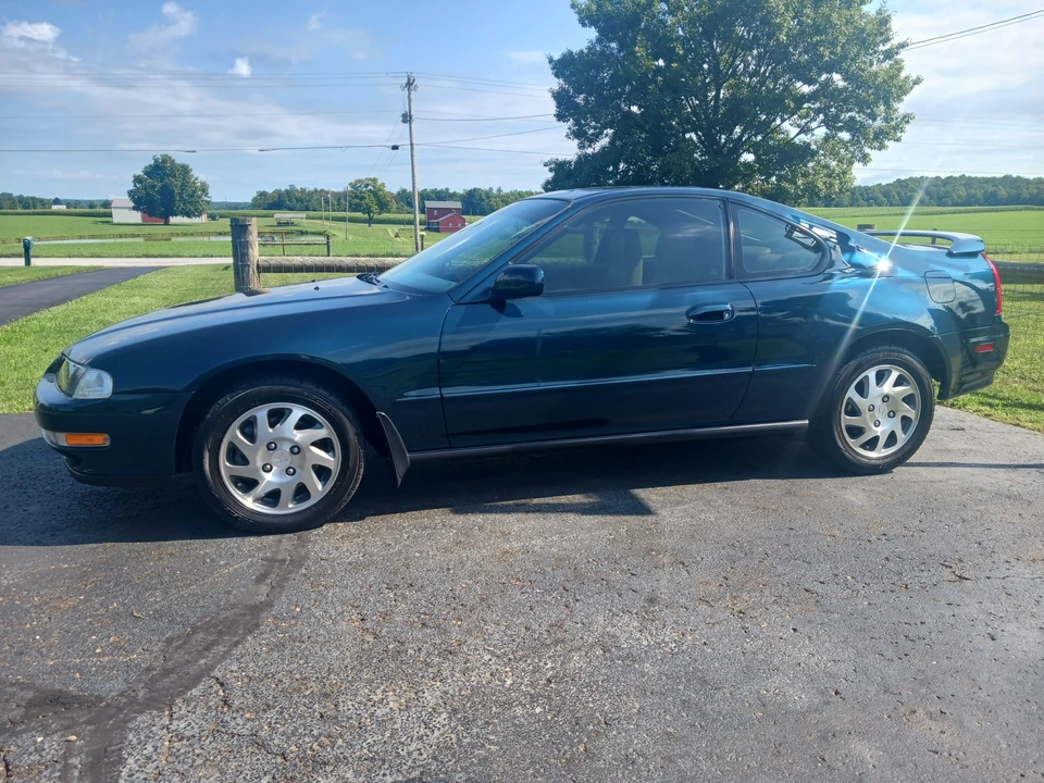1996 Honda Prelude 5th Gen - Image 11 of 31