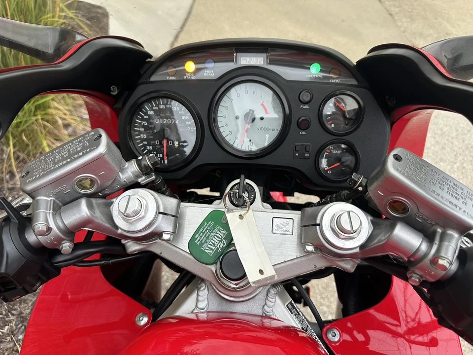 1996 Honda VF & VFR - Image 27 of 31