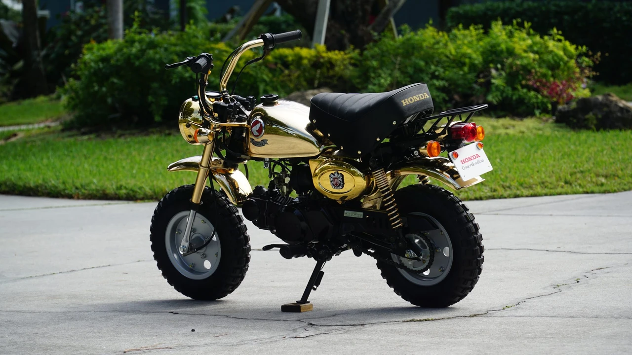 1996 Honda Motorcycles - Image 27 of 31