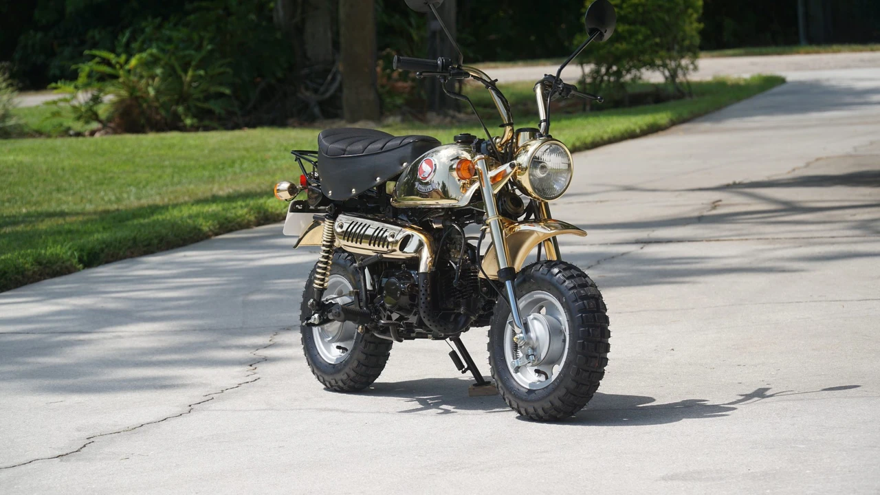 1996 Honda Z50 - Image 2 of 31