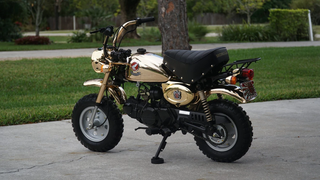 1996 Honda Z50 - Image 8 of 31