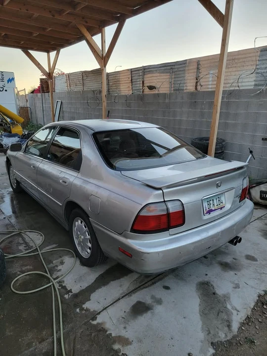 1996 Honda Accord 5th Gen - Image 3 of 9