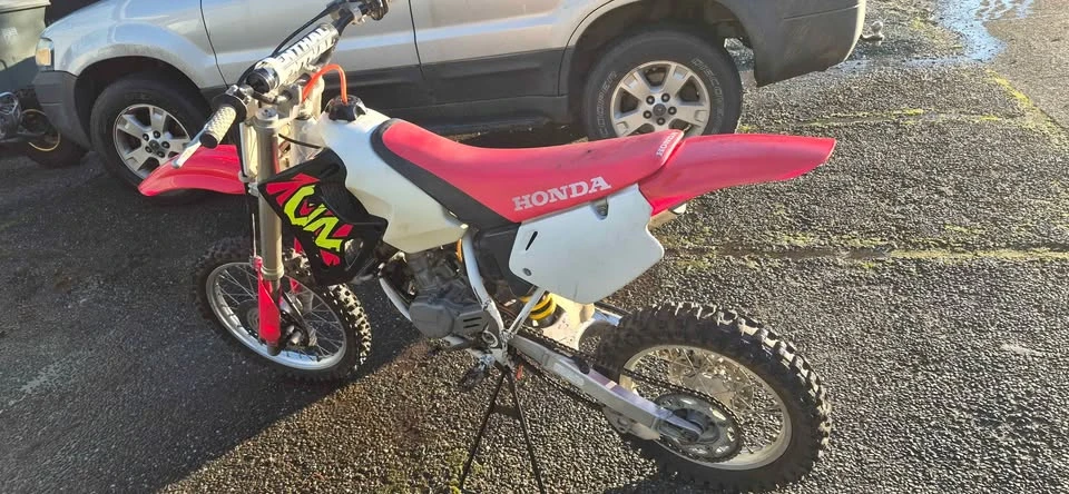 1996 Honda CR - Image 2 of 4
