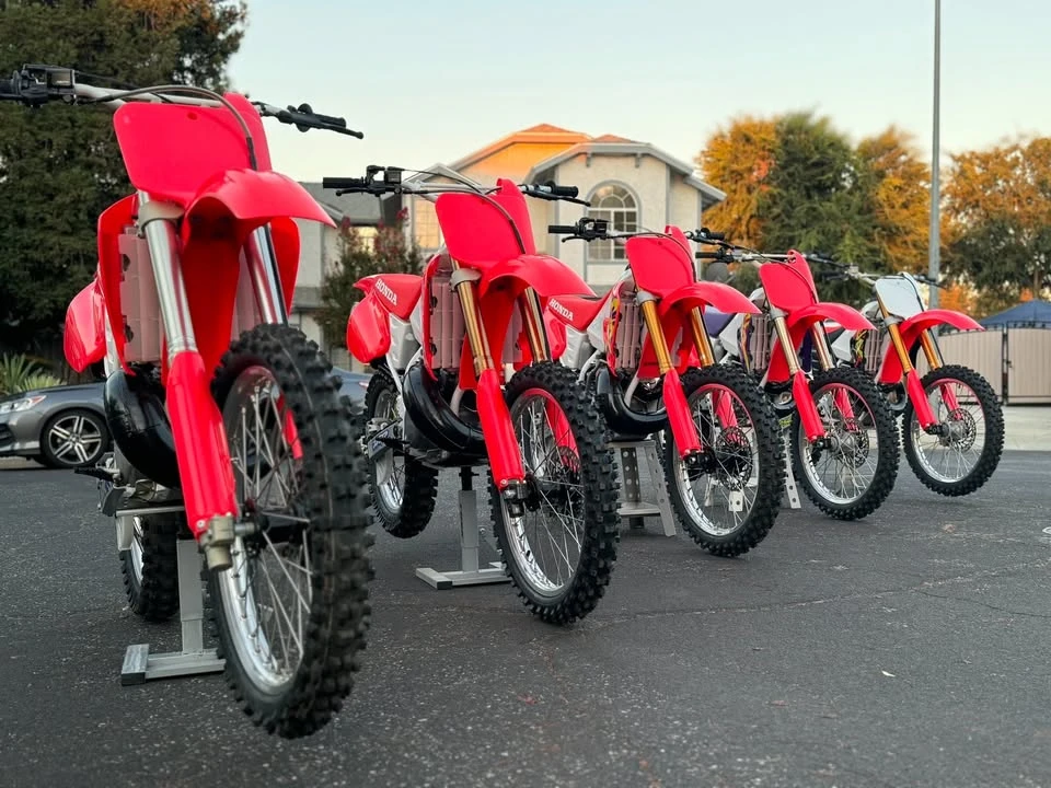 1996 Honda CR - Image 9 of 16