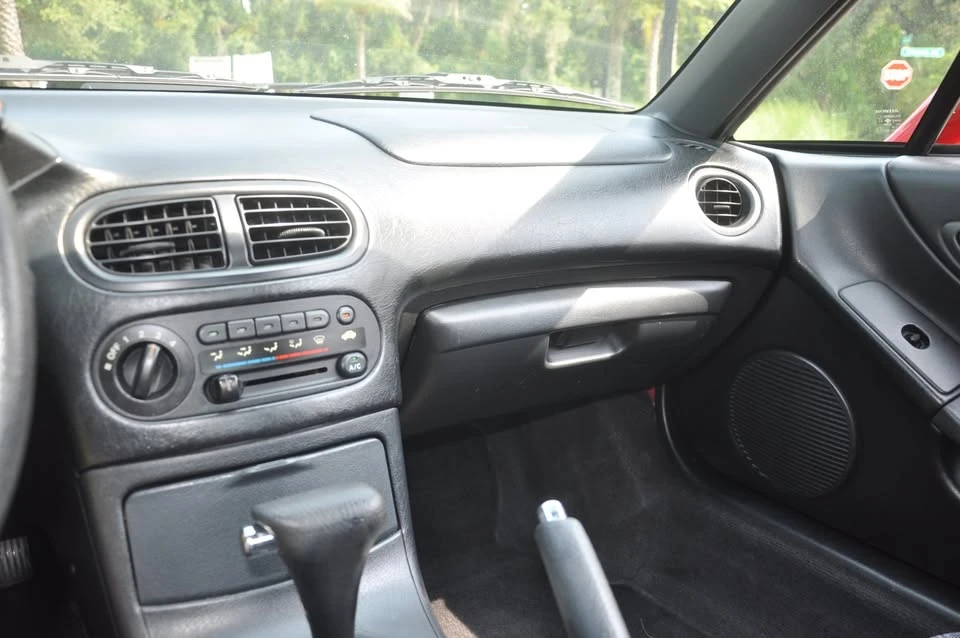 1996 Honda Del Sol - Image 16 of 20