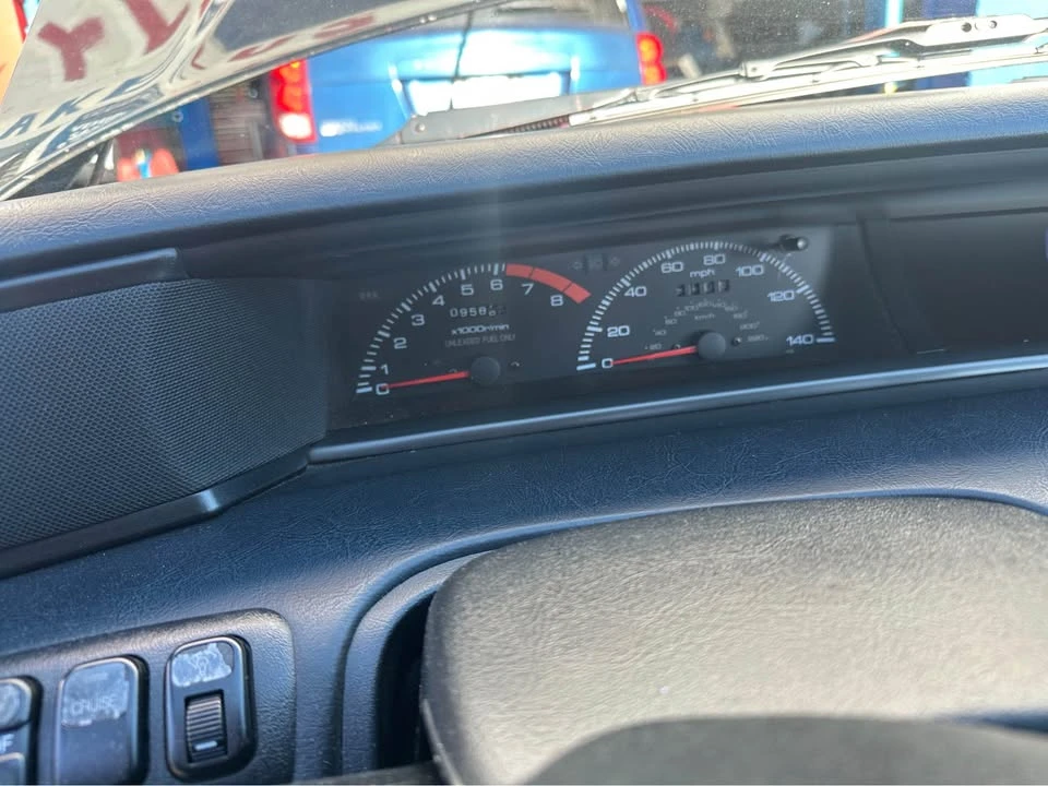 1996 Honda Prelude 5th Gen - Image 7 of 17
