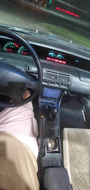 1996 Honda Prelude 5th Gen - Image 2 of 4