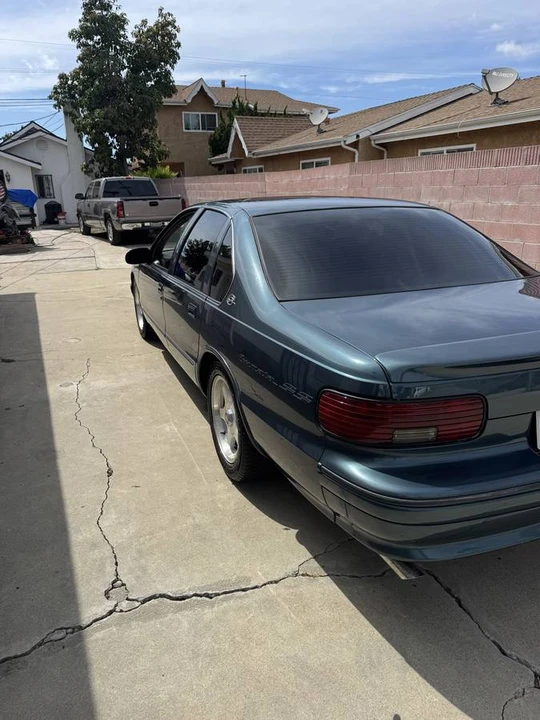 1996 Chevrolet Impala 7th Gen - Image 5 of 10