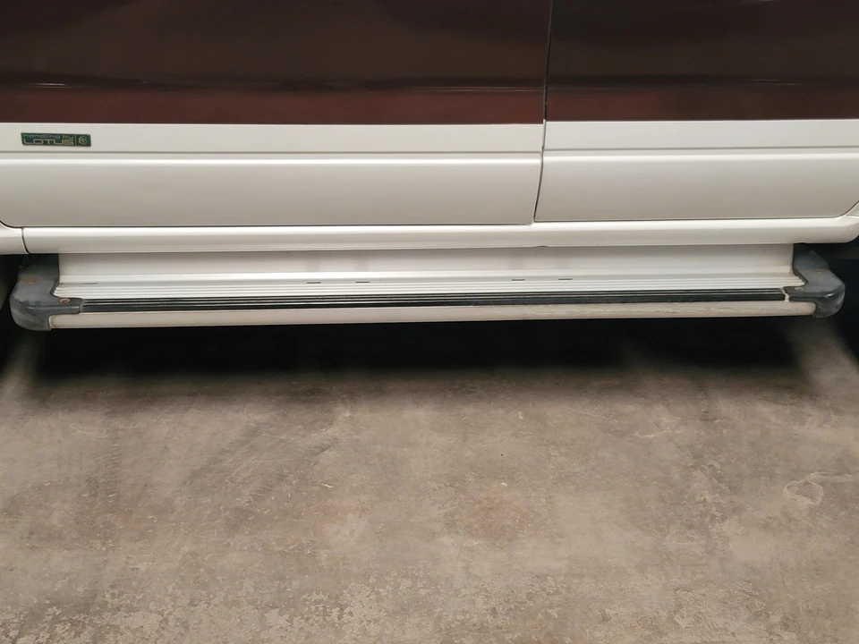 1996 Isuzu Trooper - Image 7 of 10