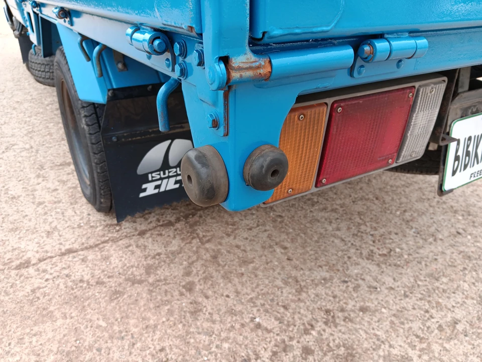 1996 Isuzu Elf - Image 20 of 31