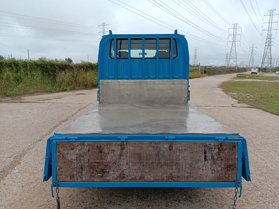 1996 Isuzu Elf - Image 23 of 31