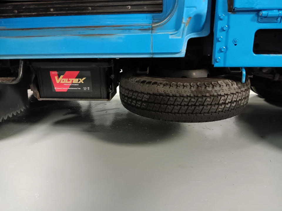 1996 Isuzu Elf - Image 14 of 31