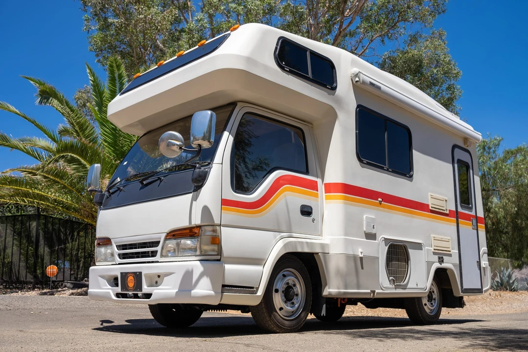 1996 Isuzu Elf - Image 23 of 31