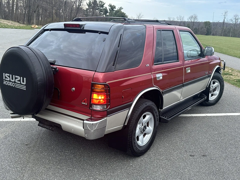1996 Isuzu Rodeo - Image 20 of 31
