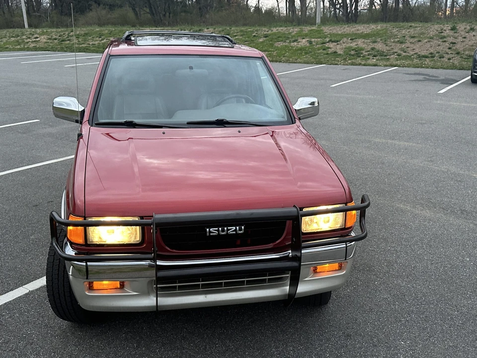 1996 Isuzu Rodeo - Image 13 of 31